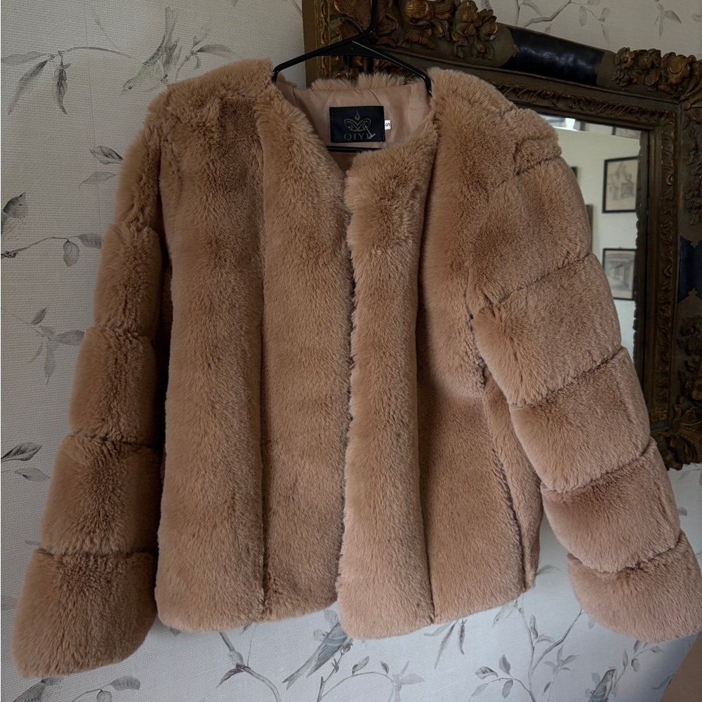 Women's Tan Faux Fur Jacket